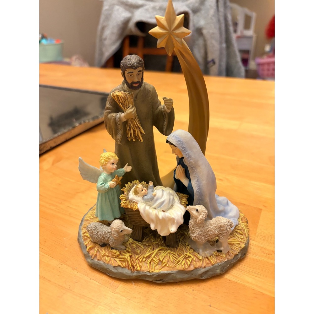 Pipka Holy Night Nativity Figurine 30030 Prizm Inc 2010 Handcrafted Christmas